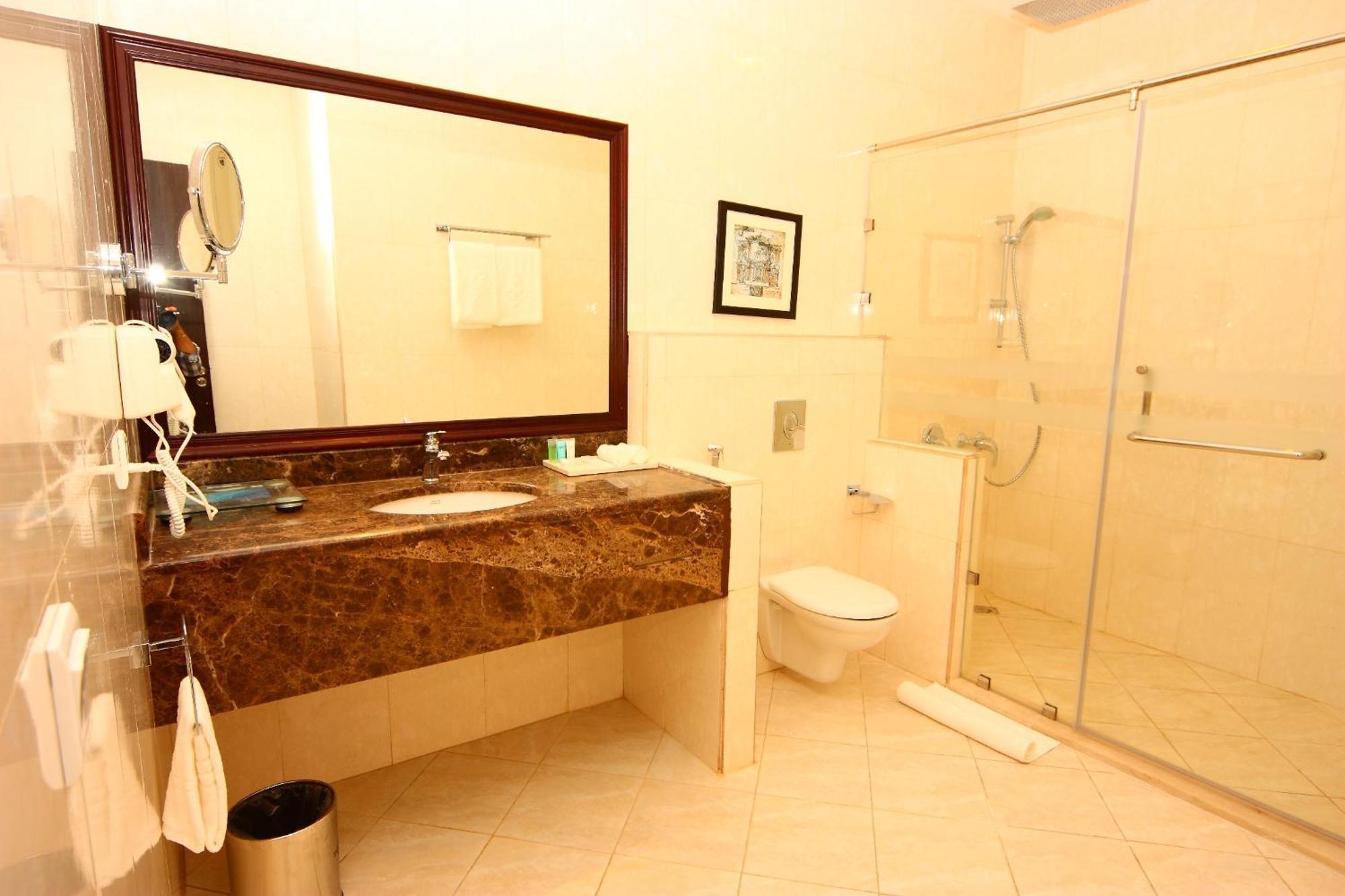 Zara Continental Hotel Al Khobar Exterior foto